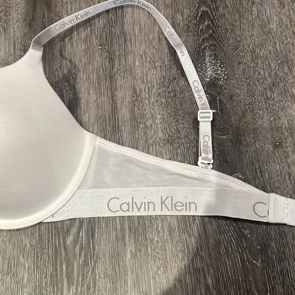 Calvin Klein bra - Picture 4 of 4